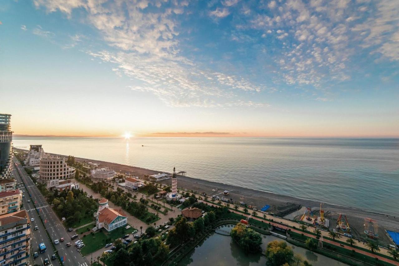 فندق باتوميفي  Orbi City Sea View المظهر الخارجي الصورة