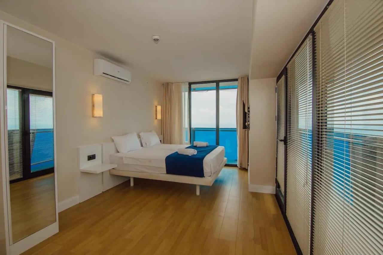 فندق باتوميفي  Orbi City Sea View المظهر الخارجي الصورة